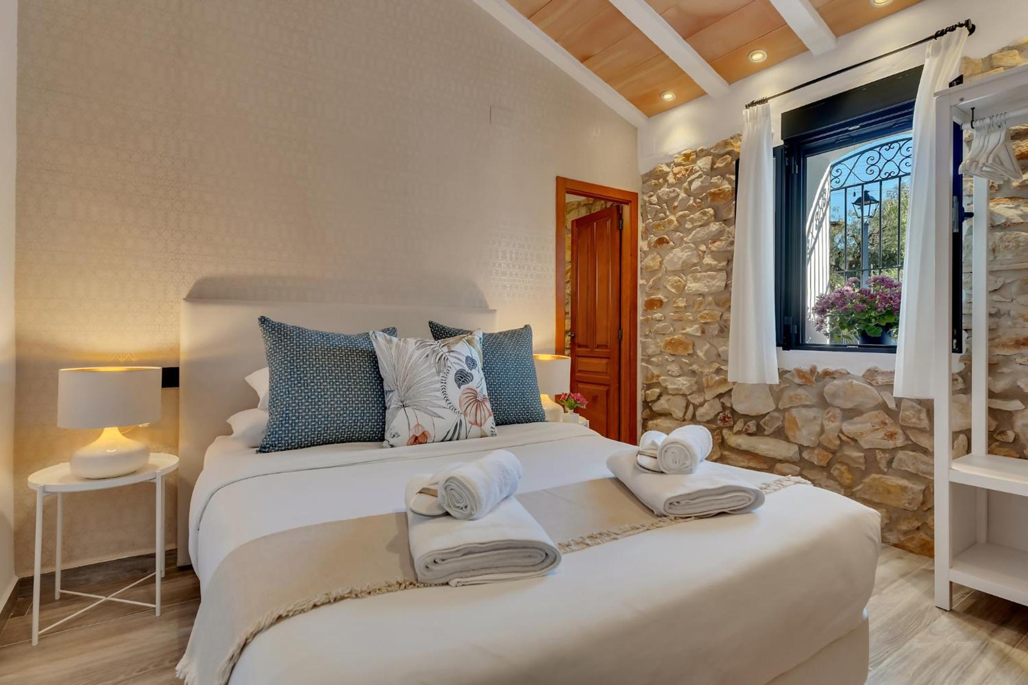 Villa Enri Villa Y Casita Con Piscina Y Jacuzzi 파센트 외부 사진