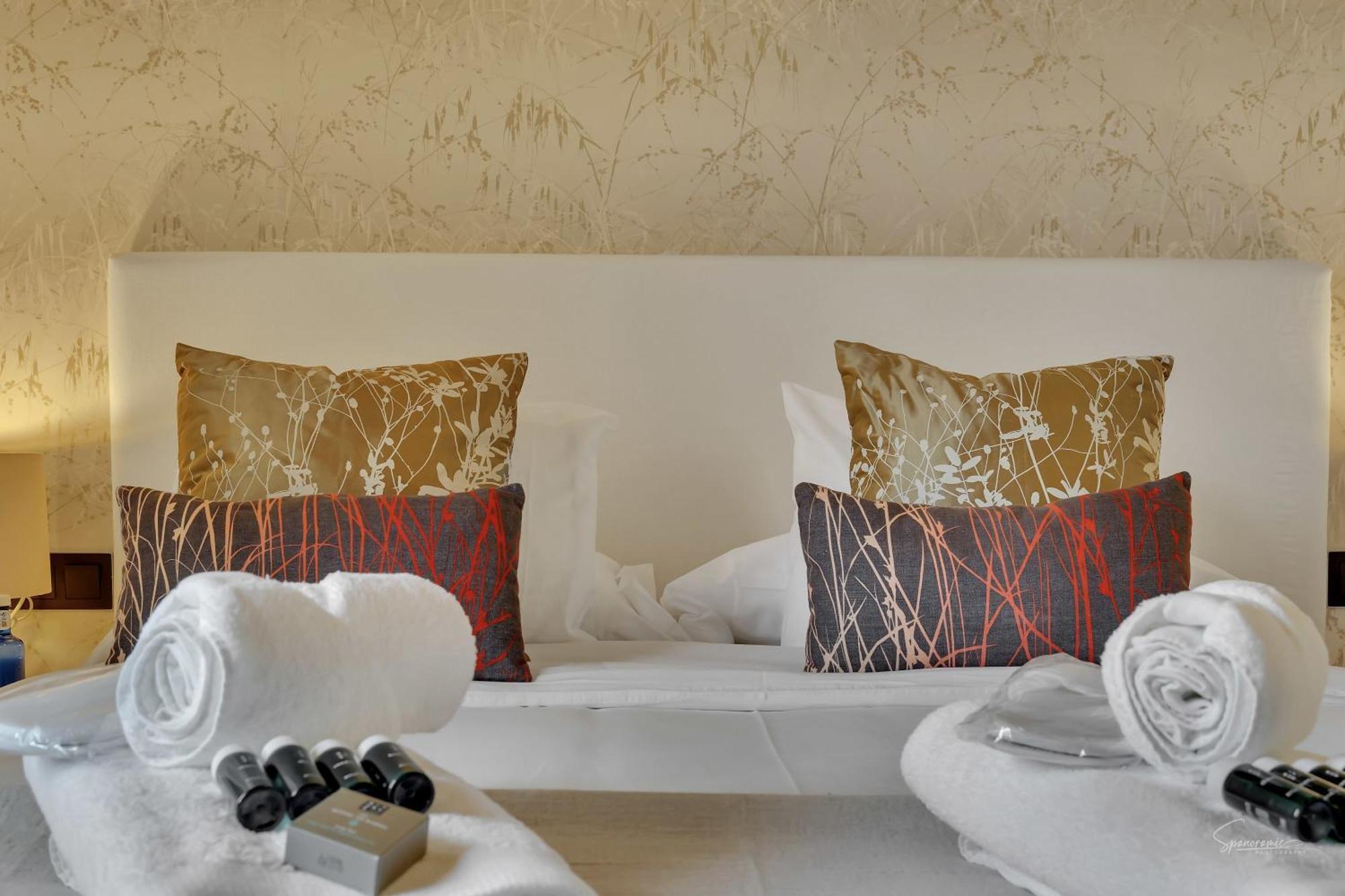 Villa Enri Villa Y Casita Con Piscina Y Jacuzzi 파센트 외부 사진