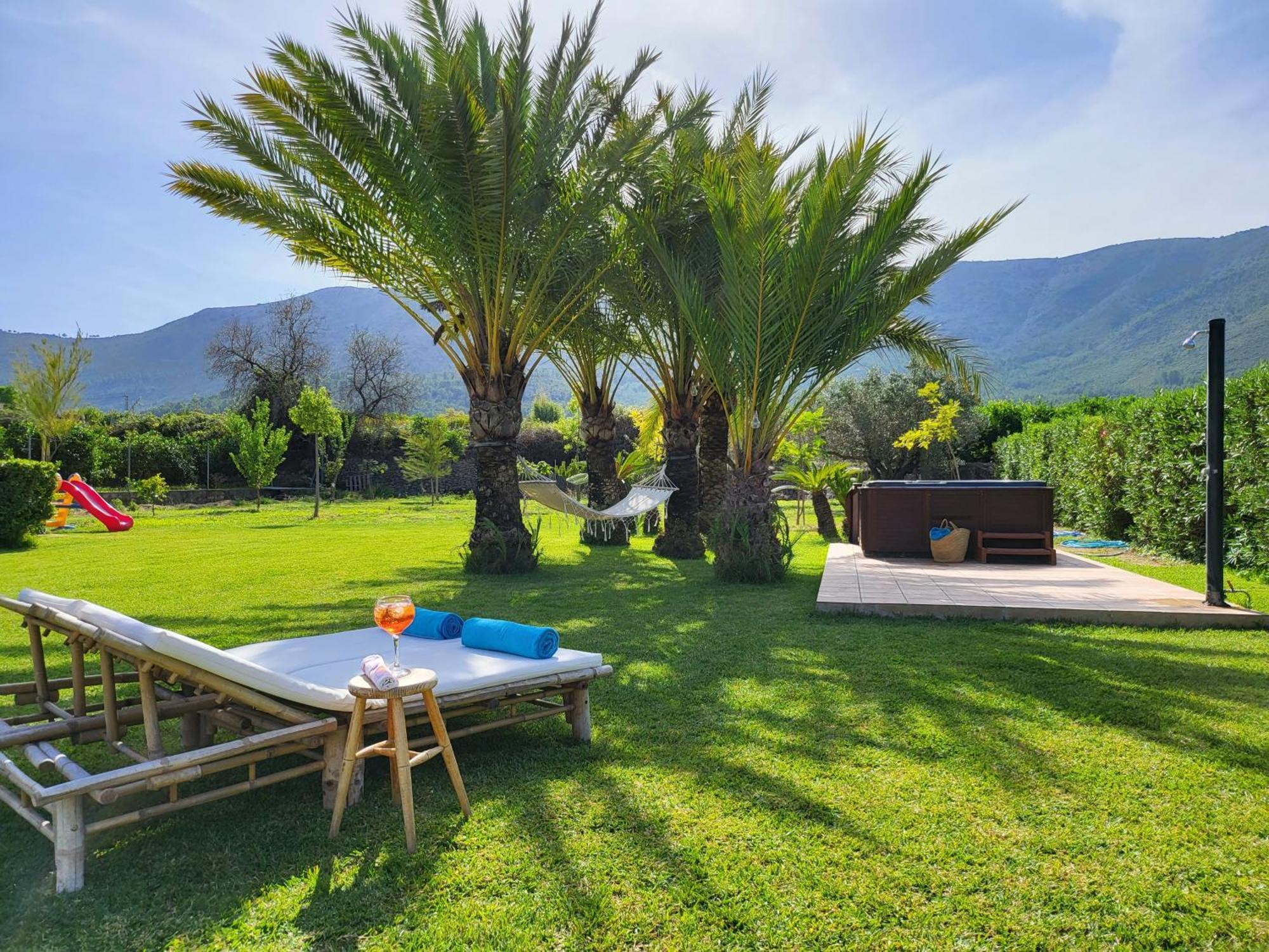 Villa Enri Villa Y Casita Con Piscina Y Jacuzzi 파센트 외부 사진