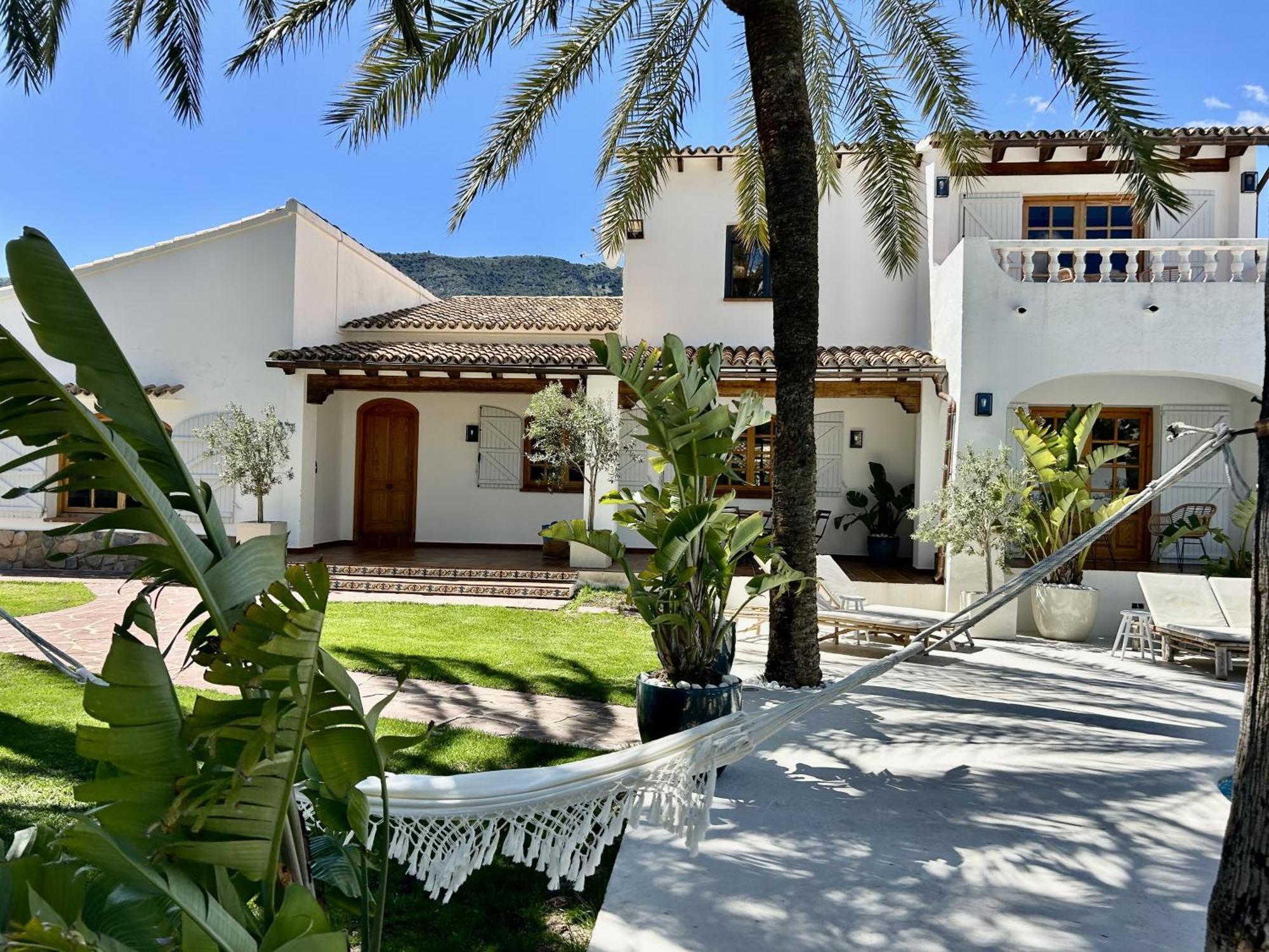 Villa Enri Villa Y Casita Con Piscina Y Jacuzzi 파센트 외부 사진